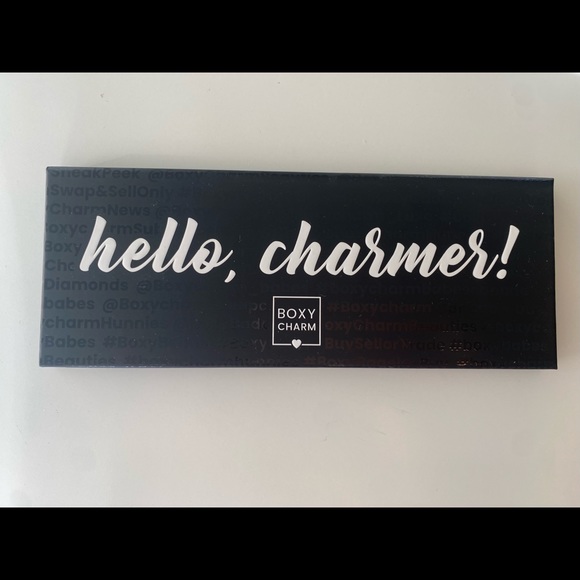 Eyeshadow Palette - Picture 2 of 3